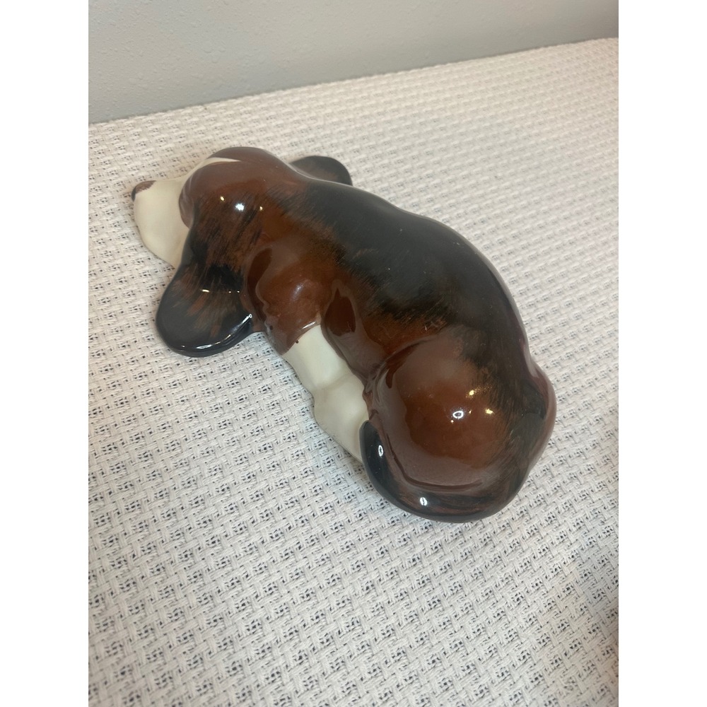 Vintage Ceramic Sleeping Basset Hound Figurine Brown White Glossy Dog Decor Home - Picture 4 of 14